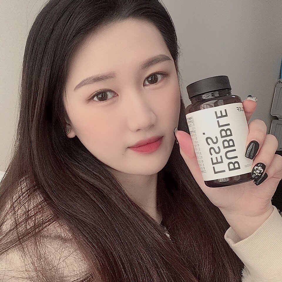 ʏᴇ ʜʏᴜɴ (21)🍓 on Instagram: “버블레스 릴리프 😆😆 월경전 증후군에 도움을 주는 제품이예요 ! 여자들이라면 월경전에 한번씩 느끼는 두통, 유방통, 소화장애, 우울, 불안, 예민함등 다양한 증상을 가지죠 😂 저 또한 월경전 증후군 때문에 항상 스트레스 받곤 했는데 '버블레스…”