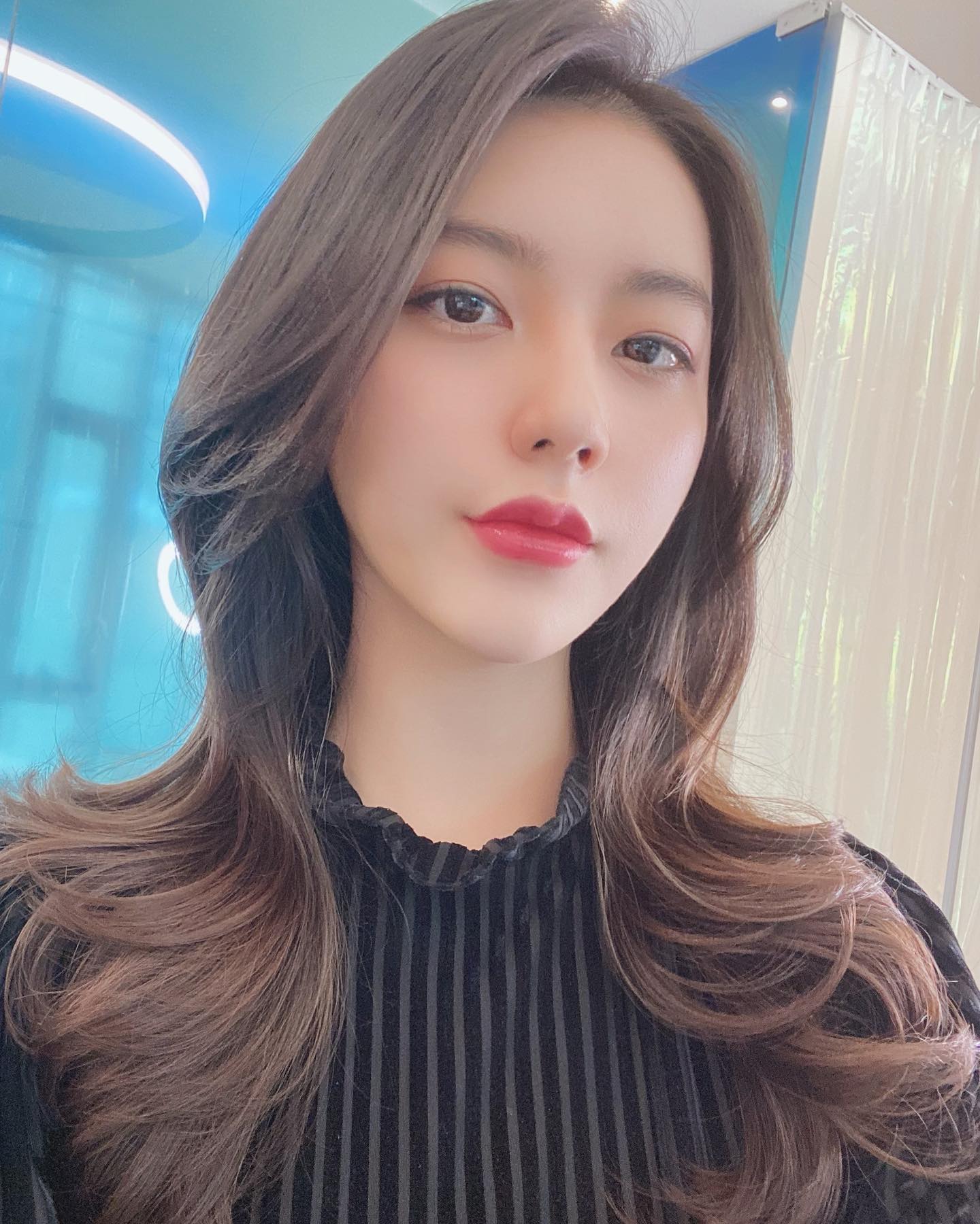 오예 금요일‼️
#필라테스 #폴댄스 둘다 가는날💃🏻
운동끝나고 나랑 놀아줄 사람🙌🏻
#불금 #운동 #잠실새내 #힐링데이 #직딩 #점심시간 #셀카