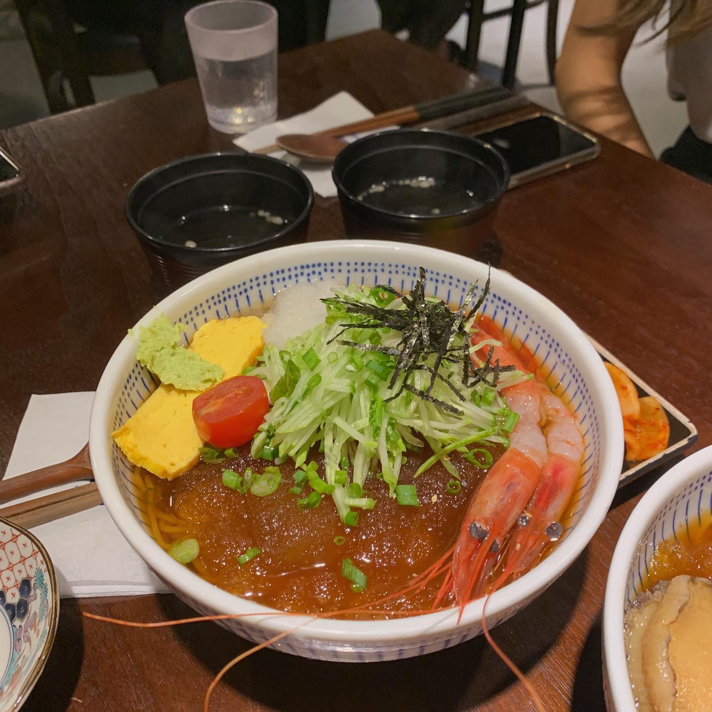 여기 다 맛있짜나>_<💕
음식점 셀렉 성공 메뉴 셀렉 성공
#성수 #소바식당 #단새우소바 #전복소바 #게딱지덮밥 #연어덮밥 #타마고멘치카츠