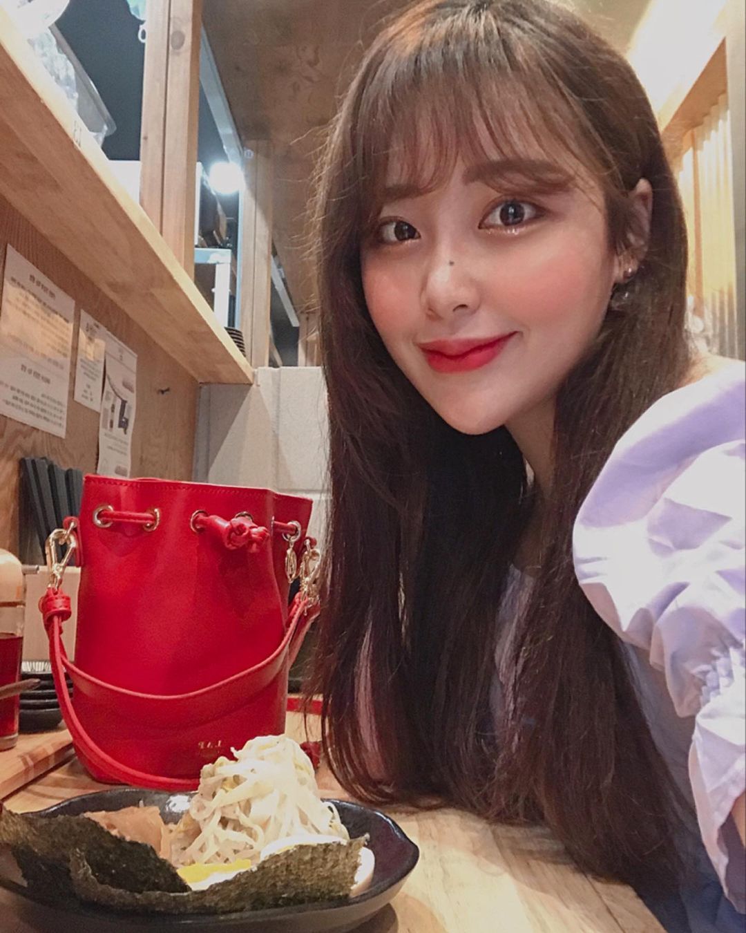 이제리 on Instagram: “옴뇸뇸 오랜만 ?🤚🏻 다들 잘 지내고 있었당가 ? - 오랜만에 일식을 조ᄌ