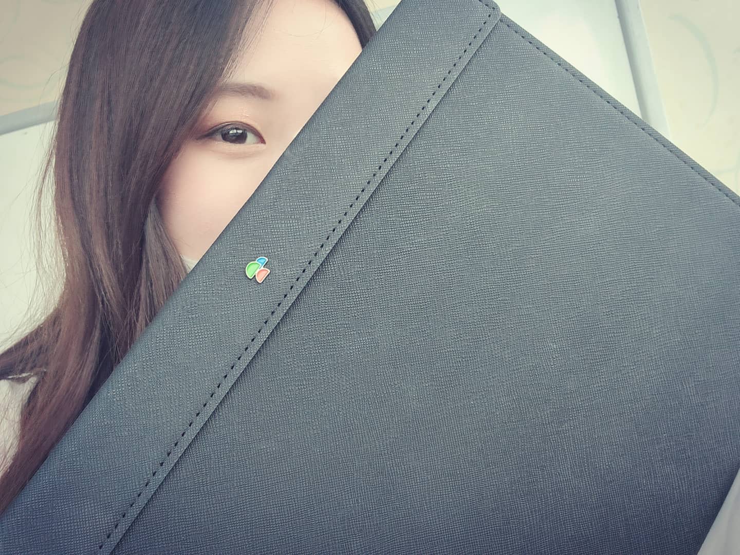 오늘은 날이 좋아서
즐겁게 점심일정
외근나가기 😊

근데 너무덥다,,😅

더위야 물러가라👊