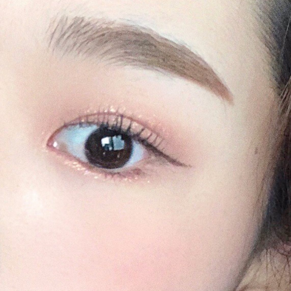 여러분,,❤️
제가 지난 3월 뷰러펌 강추 게시글 올린거 아시죠...?😊
⠀
그동안 바쁘고 정신없어서 못받고 있다가 지난주 일요일에 다시 뷰러펌 받구 왔어요❗️아무래도 여름이라 습해서인지 축축 처지는 속눈썹이 은근 스트래스더라구요...😭😭😭
⠀
지난번이랑은 다른 컬로 진행했는데 이번 컬이 훨-씬 맘에 들어요...❤️
⠀
저는 속눈썹펌 유지력은 한달반정도 갔어요! 속눈썹 에센스를 잠들기 전에 꾸준히 발라줘서인지 생각보다 오래 가더라구요!
⠀
저는 화장 중에 마스카라를 가장 중요하게 생각하는 만큼 뷰러펌을 해서 삶의 질 대 상승 했슙니다...❤️
⠀
지난번이랑 같은 샵에서 받았구, 진짜 제 돈 내고 받는 곳이랍니다 😭😭 내돈내산이야 정말루...💙
⠀
✨✨✨✨✨✨ daa_hari ✨✨✨✨✨✨
저는 요기서 했어요!!!! 글루를 쓰지 않아서 자극이 없어서 넘 좋은 것 같아요💕
⠀
지금 후기이벤트 진행한다구 하셔서 게시글 올려봅니다...❤️ 후기글 남기면 무려 오천원 할인해주시겟대요... 오천원이 어디야... 전 뷰러펌은 여기로 정착 할거기 때문에 후기이벤트 참여할랍니다❗️❗️❗️
⠀
#속눈썹펌 #뷰러펌 #속눈썹펌잘하는곳 #뷰러펌잘하는곳 #인천속눈썹펌 #인천뷰러펌 #뷰러펌맛집 #만수동뷰러펌 #다하리뷰티 #내돈내산후기 #인천속눈썹펌잘하는곳 #인천뷰러펌잘하는곳 #뷰러펌추천 #인천눈썹문신 #인천반영구 #만수동눈썹문신 #만수동반영구 #만수동속눈썹펌