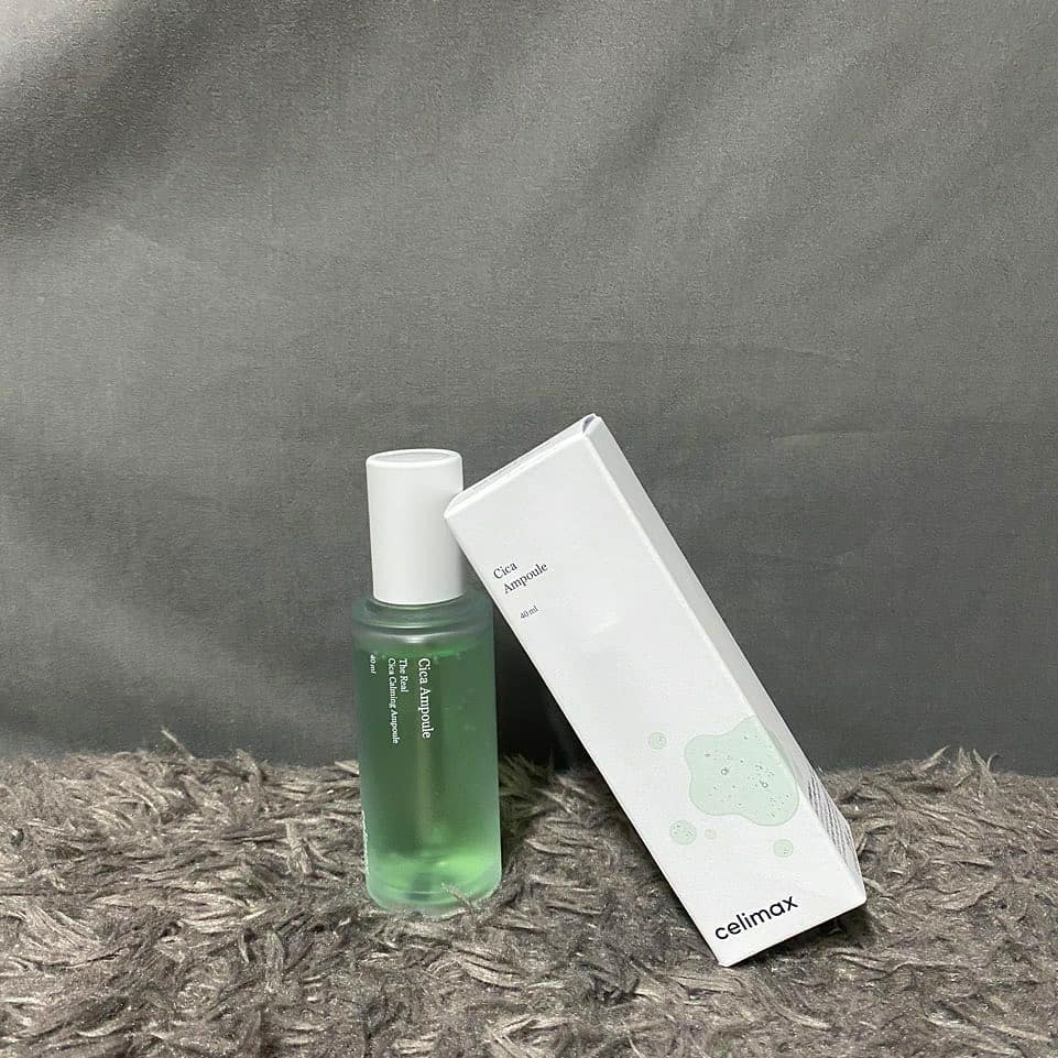 유경곤듀(26) on Instagram: “📍셀리맥스 시카 카밍 앰플 . 제 피부는 건성인데 이 앰플을 사용하고 나서 속당김이나 속건조가 사라지고 뭔가 탱탱해진 느낌? 꾸준히 사용하면 피