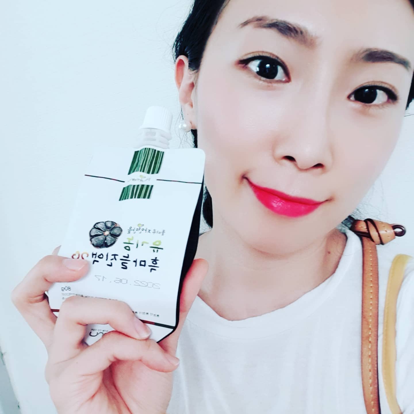 아무래도 나.. 
#풀마루자연만을유기농흑마늘진액20 먹고 성공한 듯? 🥺
.
.
#계획임신 준비하시는 분들이나 #난임 으로 고생하시는 분들이 꼭 시작한다는 #풀마루 💚

불가피한 상황으로, 여러 화학적 상황으로 어려웠던 분들에게 희망이 되도록 열흘뒤에 꼭 🥰😍 
.
.
아침부터 #풀모닝 자기전 #풀나잇
우리부부의 공식이 되어버렸어요
책임지세요?
🙄