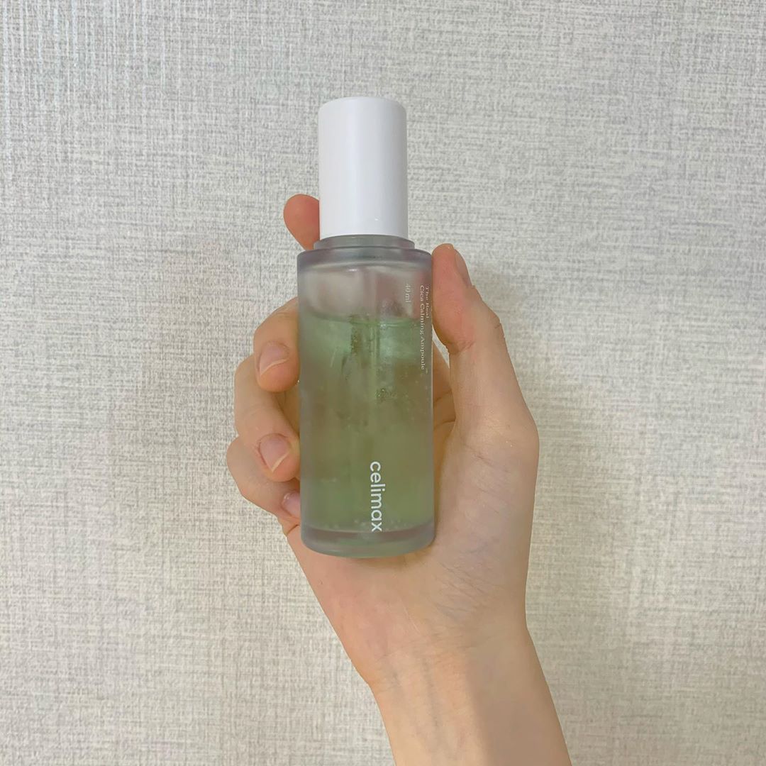 하윤승 on Instagram: “.✔️.진짜 너무너무 만족했던 시카 카밍 앰플! .✔️.날씨도 꿉꿉하고 마스크때문에 뒤집어진 피부고민 요걸루 해결했음💙 구라 안섞고 이거 다 쓰면 두 통