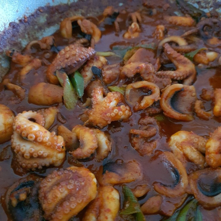 집에서 간편하게, 맛있게 매운 부탇해쭈꾸미