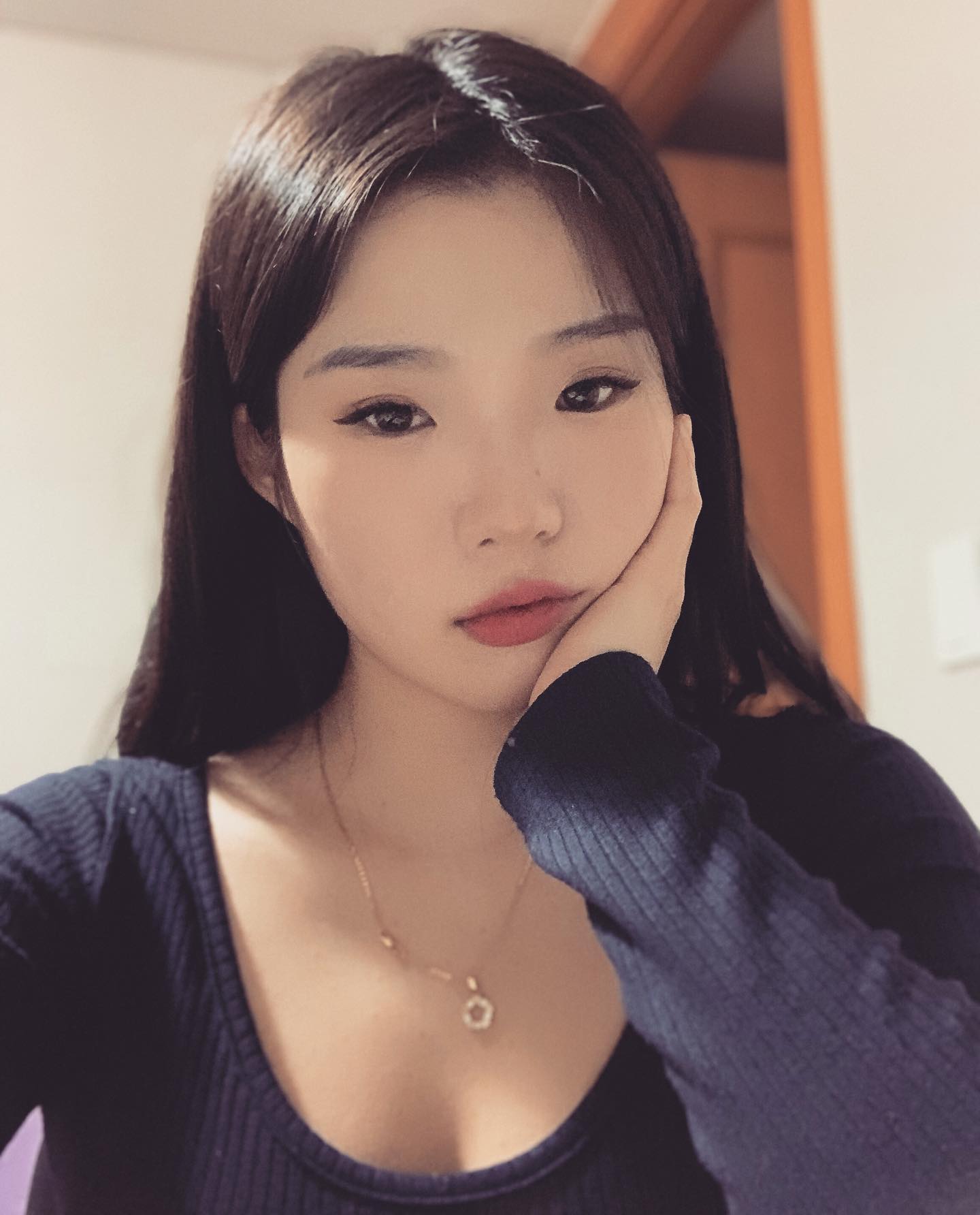 Make him go “I needa call her” 😌
。
。
。
。
。
。
#인친 #소통 #맞팔 #선팔 #일상 #데일리 #뉴욕 #팔로우 #라이크 #댓글 #explore #nyc #newyork #seoul #셀카 #instagood #instavibe #ootd #daily #selfa #selfie #korea #trending #love 
#blog #goodvibes #follow #like