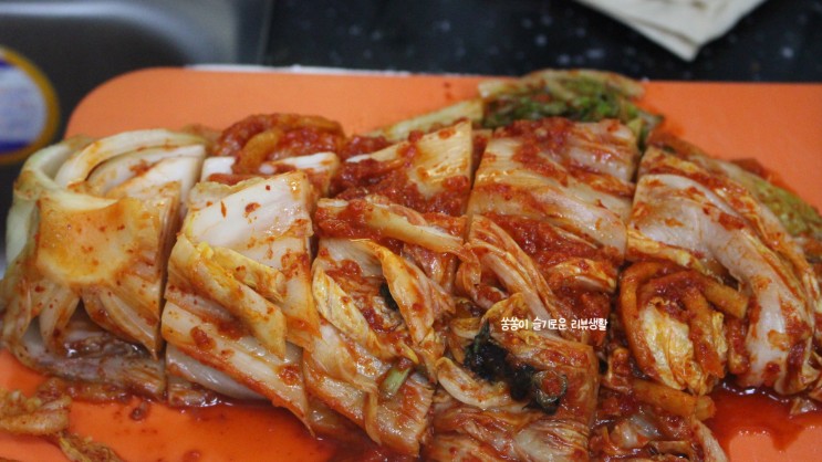 연두푸드 맛있는 국산 포기 배추김치 3kg 2인가족 충분해요