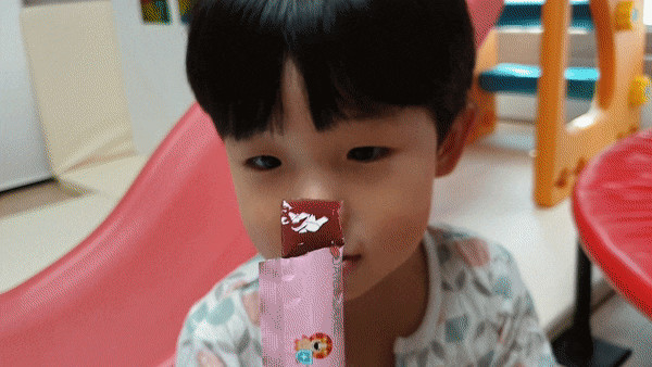 유한양행에서 만들어 믿고 먹일 수 있는 키즈아연스틱