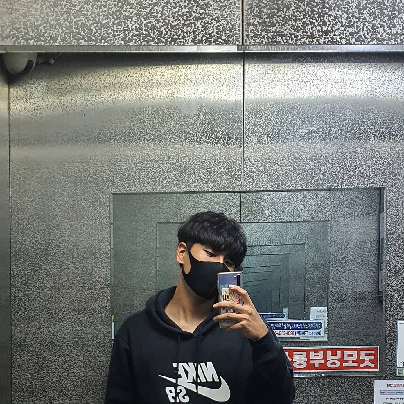 이때는 코로나 안 심했는데.. 이제는 마스크 안 쓰면 어색할 듯😫