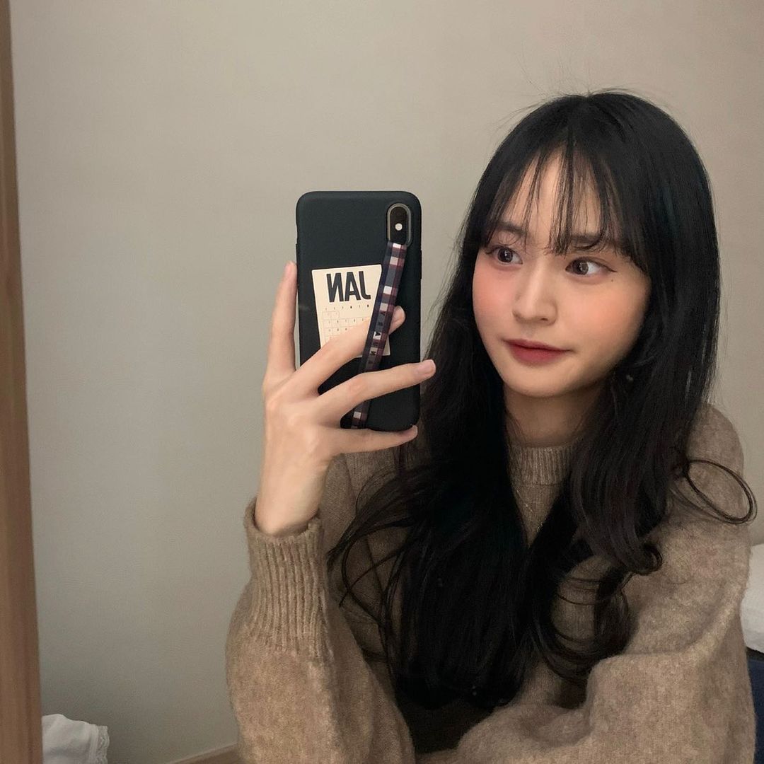  “#협찬 이 하이루프 스트랩은 재직이 단단하고 내구성이 좋아 한손으로도 떨어뜨릴 걱정없이 편리하게 사용가능하더라구요 :) 제가…”
