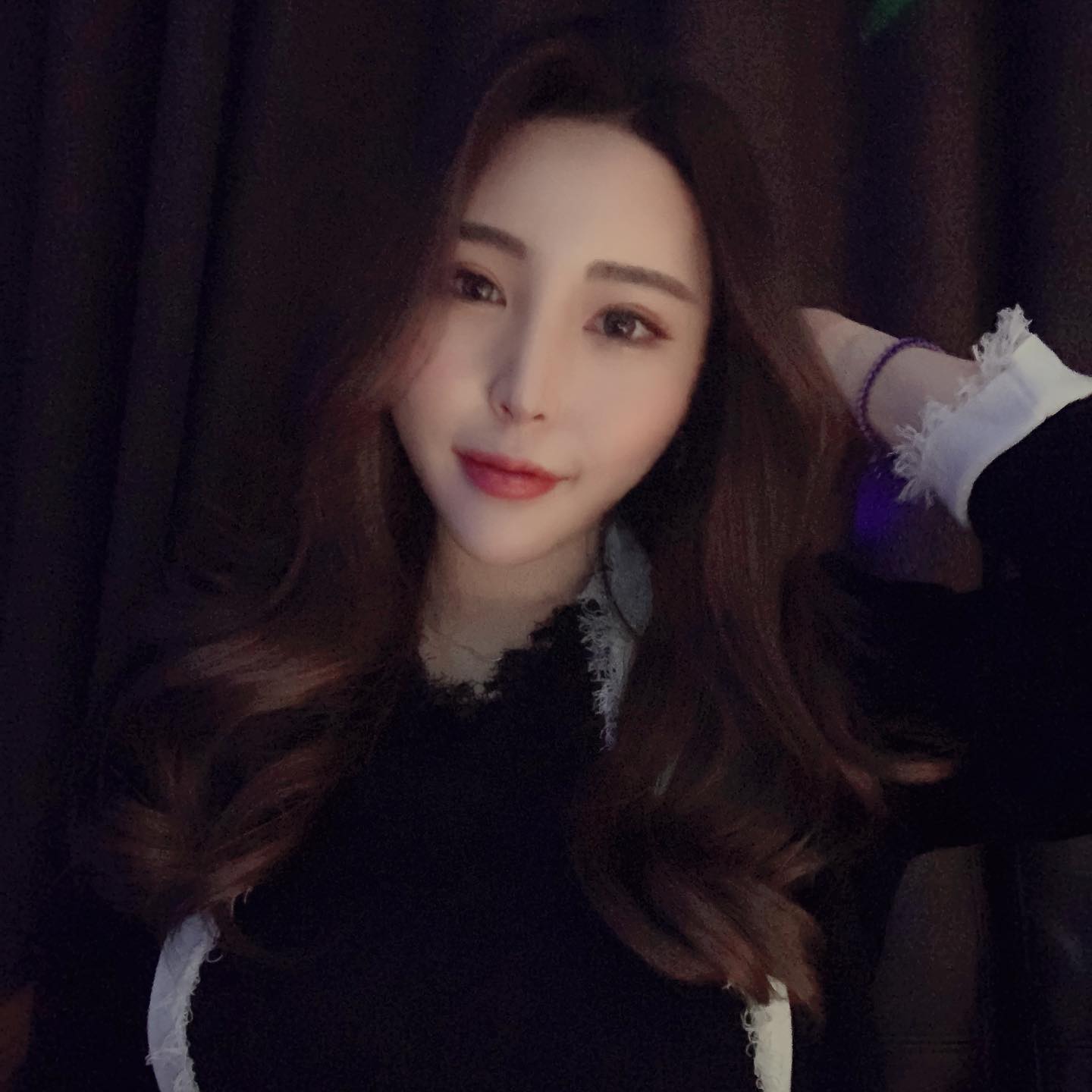 한껏 달라진 때 비로소 느끼는 것들
감사하고, 또 냉정했음에 대견할때 나는
내가 드는 생각들이 맞다고 직진한다.
과연 후회는 할 이유도 필요도 없었기에
매사에 어떤결정이든,

자신있자 올해도.