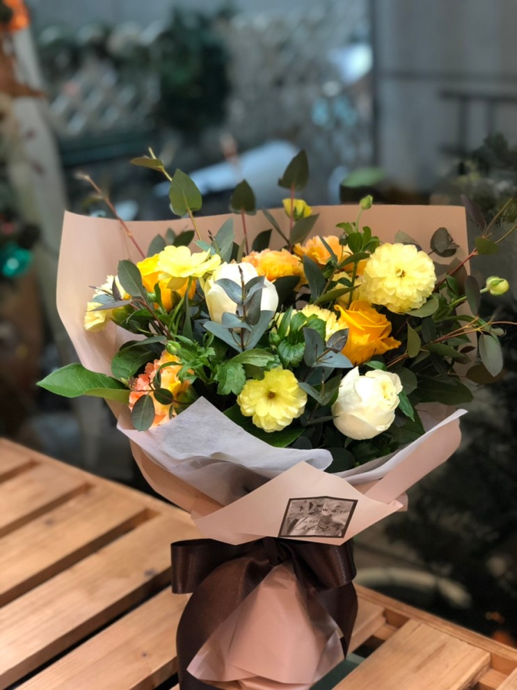 [제품 리뷰] 청담역꽃집, 청담동꽃집 애쉴리즈 - 꽃 선물 이벤트 예랑이에게 했어용 :)