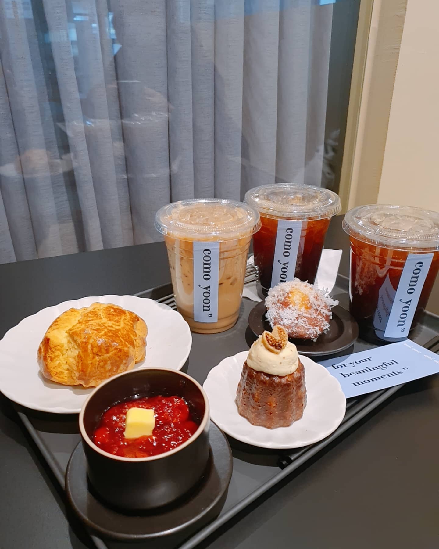 간만에 카페투어☕
힐링🌠

#꼬모윤 #카페투어 #맛스타그램 #다산동카페 #커피 #맞팔 #좋아요
