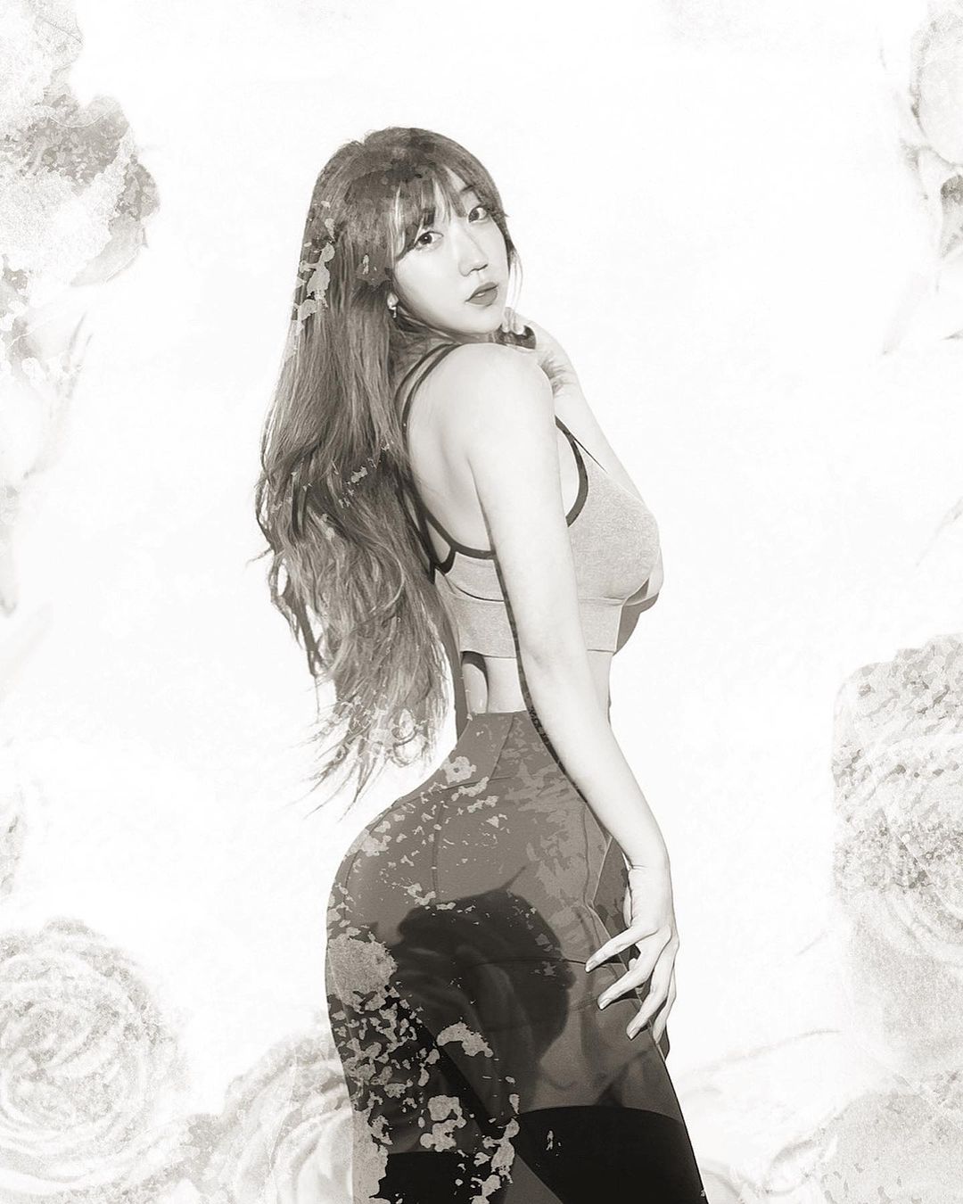  “#협찬 잠실에 새로 오픈한 @photoweekstudio 초대해 주셔서 사진 찍고 와따>.< 준비 1도 안 된 상태라 아쉬움이 많아서 42일 남은…”