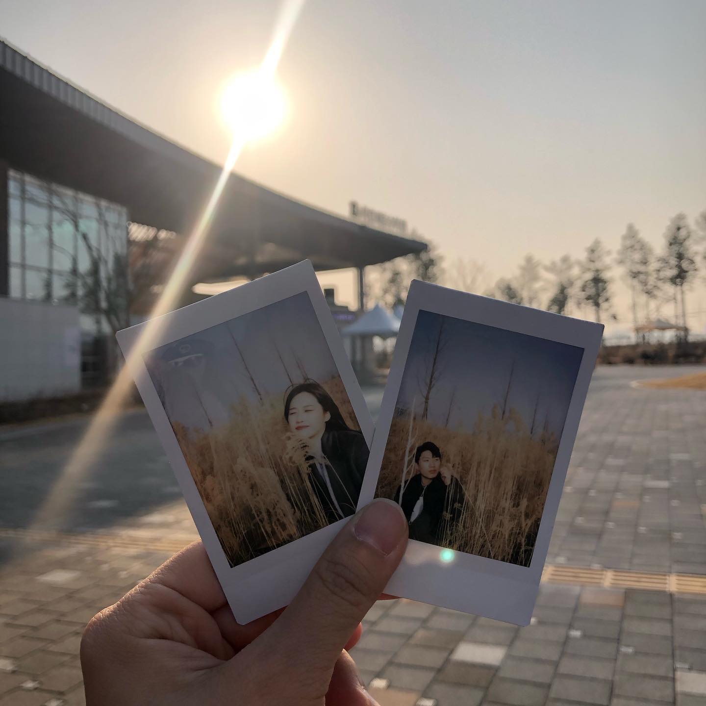 수목원 짧게 둘러보기,,,
온실을 예약해야하는구나,,그런것도 몰랐던
아침부터 정신없었던 토요일
근영이가 사진을 좀 더 잘 찍어줬으면 바랄게없다
#근영이사랑해#세종수목원#급데이트