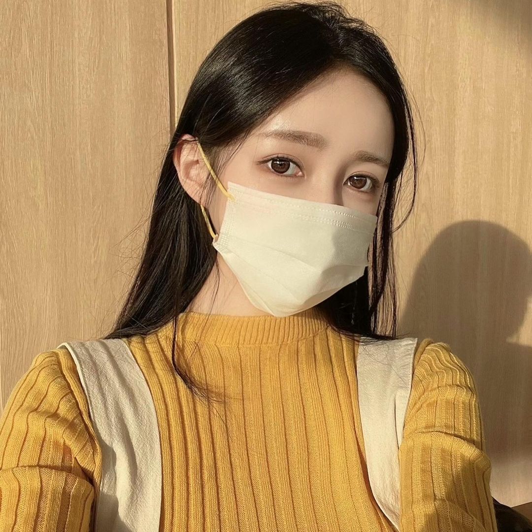  “목화솜필터로 탈취효과에 뽀송뽀송 ✨ 이제 마스크도 패션인가유 ,…”