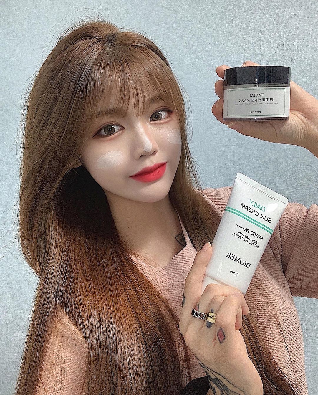  “#광고 #협찬 오늘 소개해드릴 제품은 [디오메르] 선크림,워시오프팩 💙 페퍼민트잎추출물과 페퍼민트오일이 함유되어 피부를…”