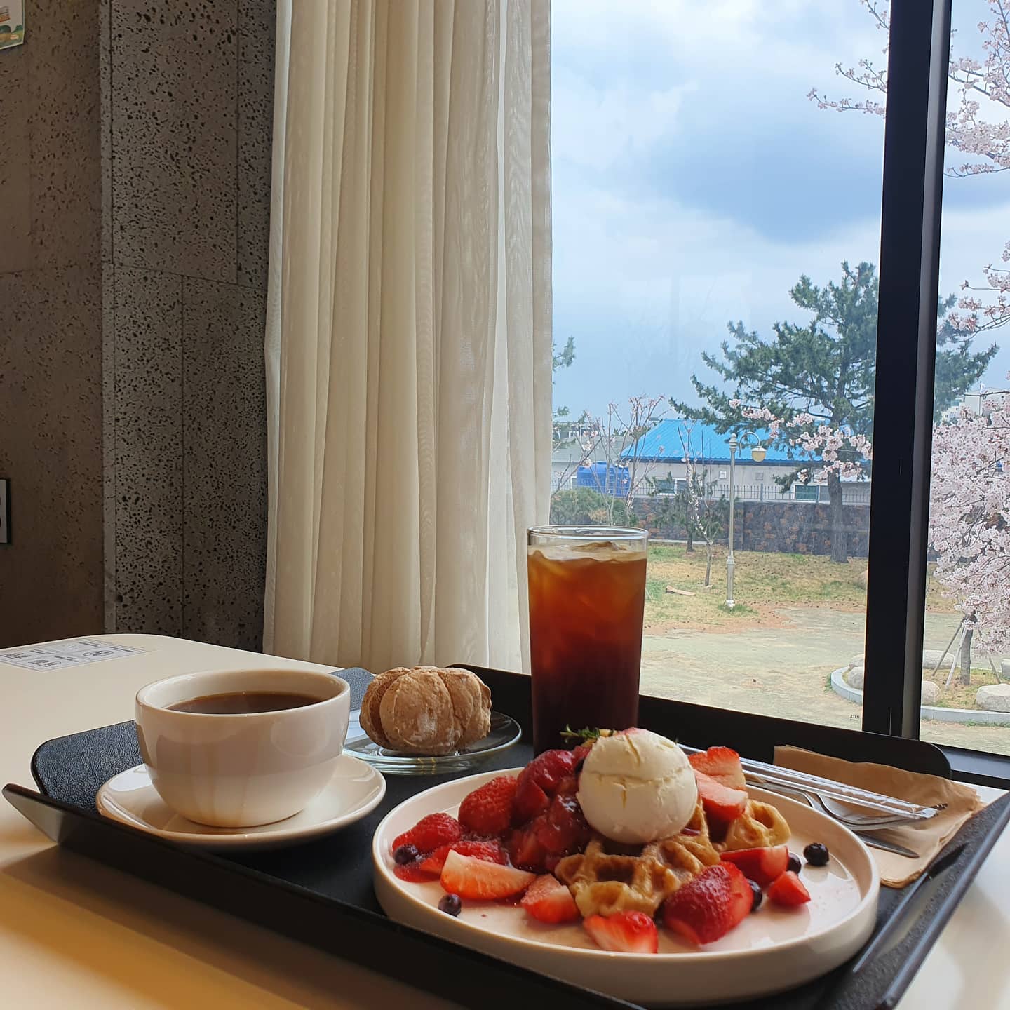 뷰맛집 소진담 hyebin_k225 추천
.
.
.
#북구카페 #울산카페 #울산벚꽃 #울산벚꽃카페 #바다뷰카페 #울산뷰맛집 #정자카페 #주전카페 #바다카페 #소진담 #서인국카페 #울산벚꽃 #북구벚꽃 #울산크로플 #울산다쿠아즈