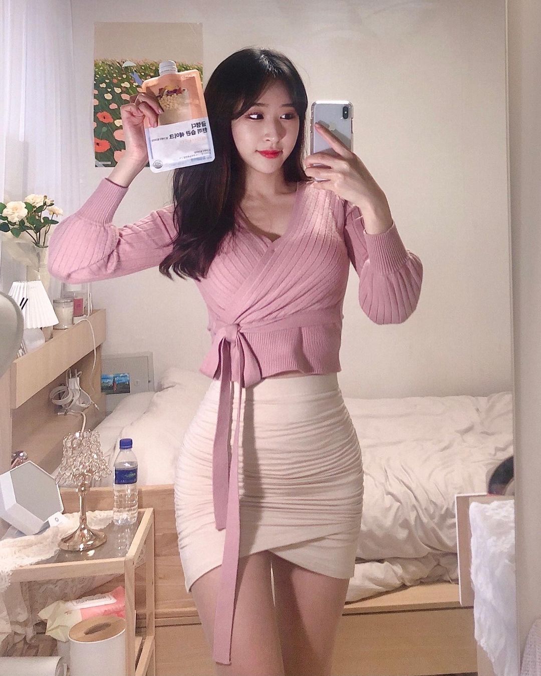  “#협찬 카페가서 음료 시키면 맨날 밀크티랑 얼그레이나 루이보스 차 시켜먹는데 완전 제 최애 쉐이크 발견 함..!👍 얼그레이 밀크티맛 쉐이크는 첨 먹어봤는데 넘 맛있구 안에 씹히는 식감도 너무 좋아요 달콤하면서도 고소하고 담백한 맛..✨☺️ 아침…”