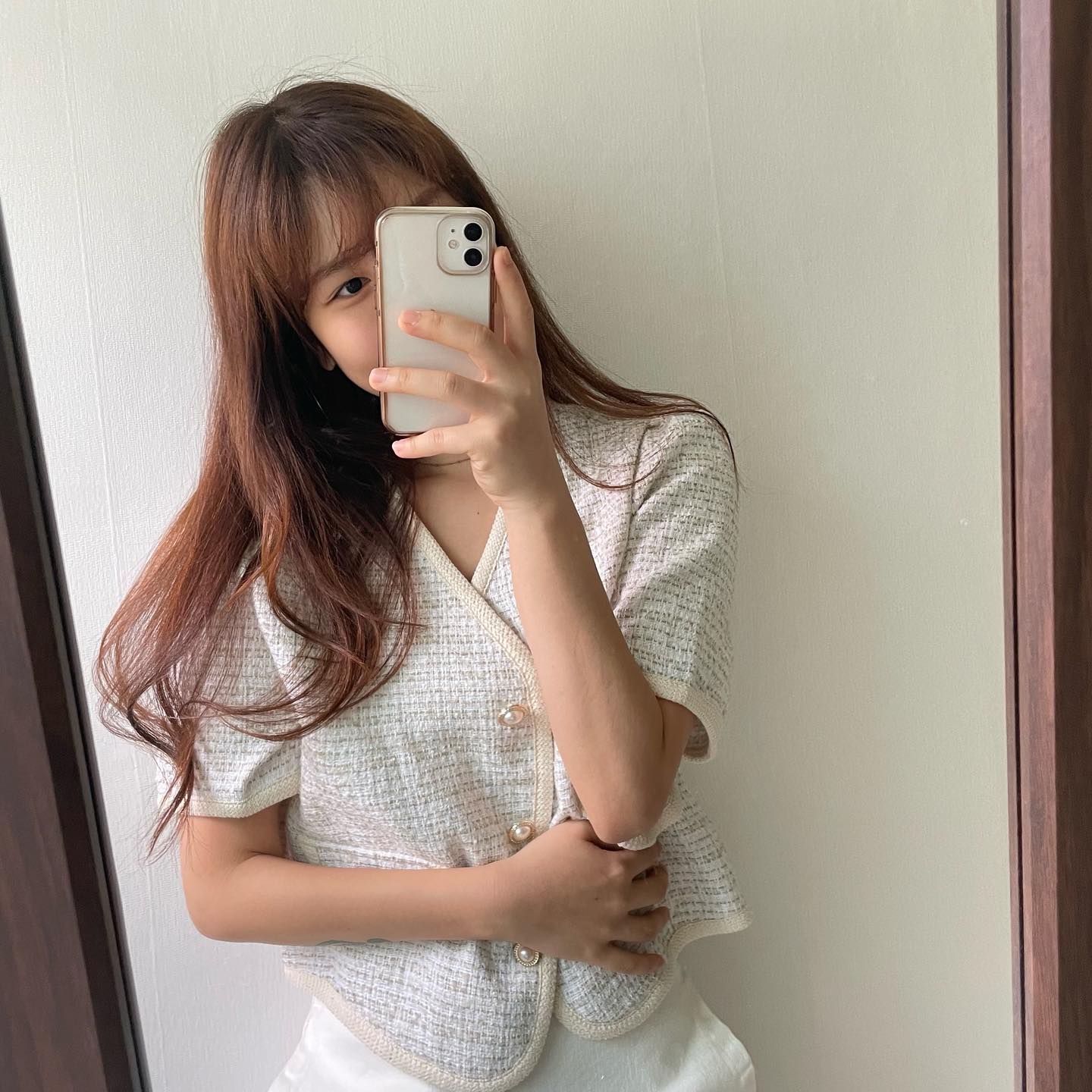 얼굴 소멸 완전가능🥺🤍 
데일리 , 분위기여신 벌룬덕분에 얼굴까지 작아보여요 어디든 다 잘어울리는
#여름자켓 #트위드반팔자켓 

-피드내 모든 상품 프로필상단 주소로 가시면 있습니다!
