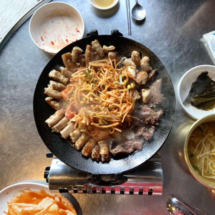 (Rasally) 부천 소곱창 맛집 추천 남도 뽀글이 / 곱창과 김치, 라면 꿀조합 / 부천역 모임 회식하기 딱 좋은 식당