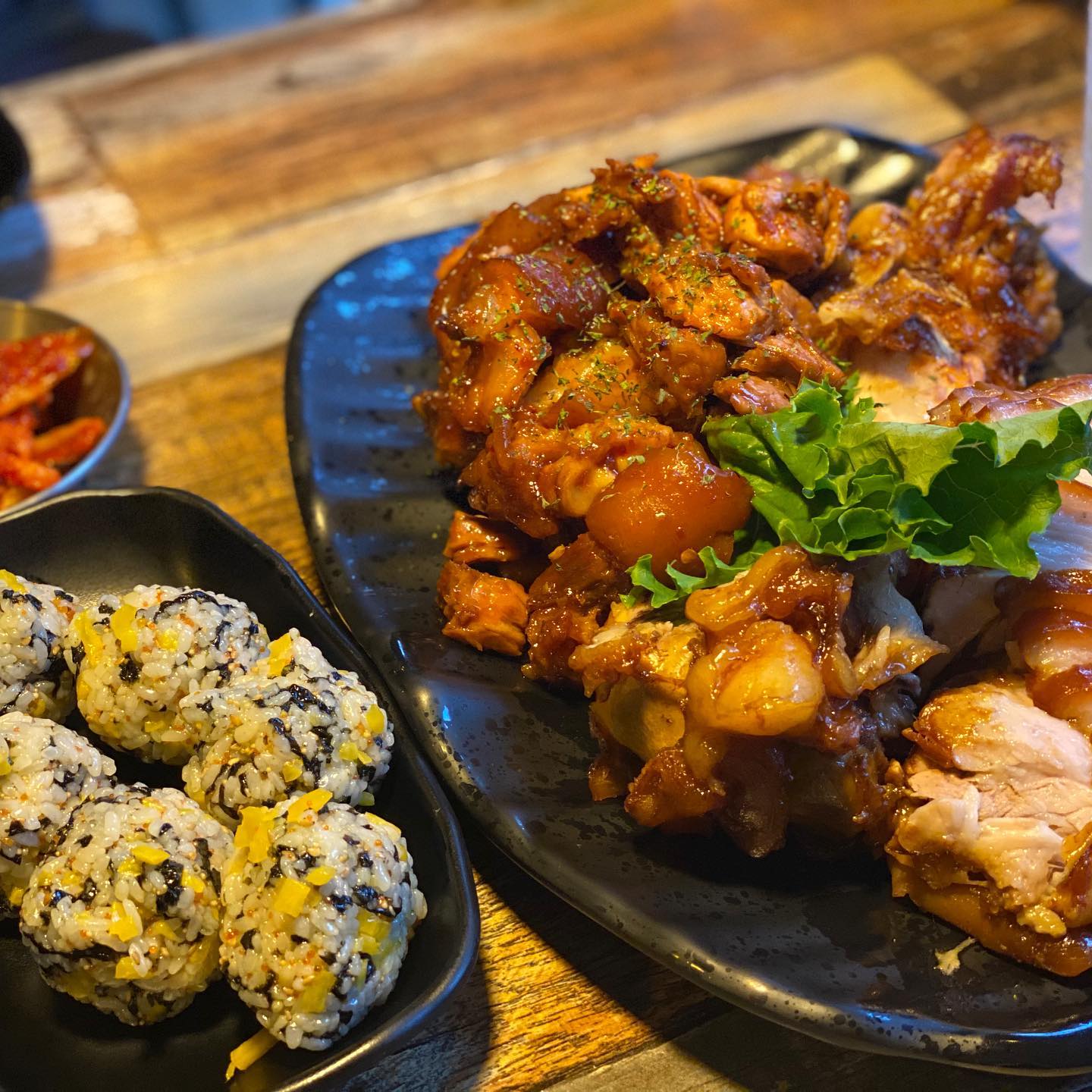 #유성족발#지족동족발맛집#지족동맛집#유성족발본점#노은역맛집#노은역족발
먹어본 족발중에 제일 쫄깃야들한 식감..💕💕 유성족발 본점 지족동맛집이에요~~🤤