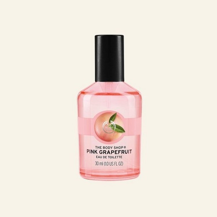 #여름향수 #자몽향수 #grapefruitscent 

#더바디샵 #핑크그레이프후룻
#thebodyshop #pinkgrapefruit 

갖고 있는 자몽 향수 중에 제일 자몽향에 가까운 향수. 가성비 좋고 레이어드 하기도 좋아서 여름 최애 향수입니다. 자몽향수 좋아하시는 분께 강추

Quite similar to real grapefruit. Affordable and good for layering. My favourite grapefruit perfume.

#록시땅 #팜플레무스루바브 
#loccitane #pamplemousserhubarbe 

레몬이 있어서 그런가 자몽보다 더 톡 쏘는 느낌이 들어요. 루바브는 파이도 먹어 보고 잼도 먹어 봤는데 아직도 어떤 향인지 모르겠어요.

Sharp grapefruit. It’s probably due to lemon. Hard to review rhubarb. I still don’t know the scent of rhubarb even though I’ve enjoyed many strawberry rhubarb pies lol

#프레쉬 #헤스페리데스
#fresh #hesperides 

달콤한 자몽향수

Sweet grapefruit 

#자라 #베티버팜플무스 
#zara #vetiverpamplemousse 

따뜻한 우디 잔향의 자몽향수
Grapefruit with warm woody base

네 향수 모두 지속력은 약해요. 겔랑 아쿠아 알레고리아 팜플륀느와 아틀리에코롤 포멜로 파라다이스도 자몽향이 매우 좋더라고요.