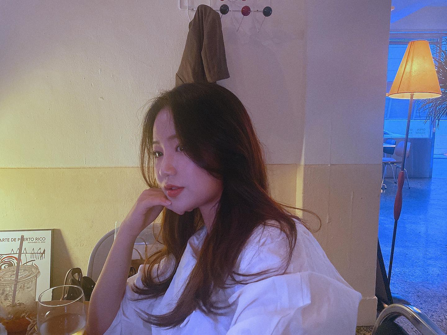 와 나 진짜 오랜만에 꾸미고
술먹고 
놀았다 
밀가루에 찌들어 살다가 애들이 구제해줌( ･ᴗ･̥̥̥ )
#교동 #앙상블