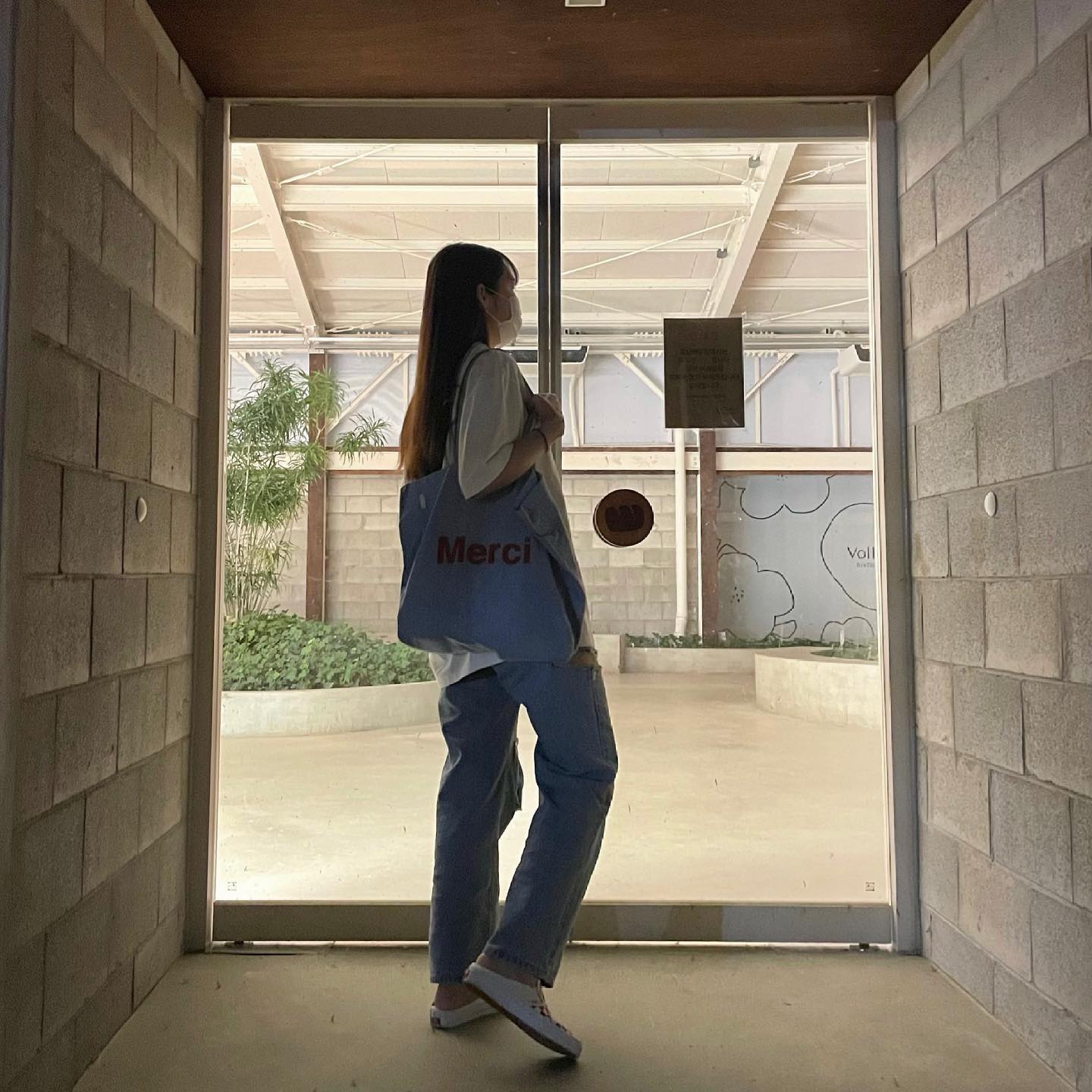 #폴콘 #팔당 나들쓰🤘
-
jadenmarble 하사한 신발👟
kssssj 선물한 판도라 팔찌💍
kimluvnim 님이 주신 가방👜
-
마지막으로 운전해준 윤형님👩‍❤️‍👨