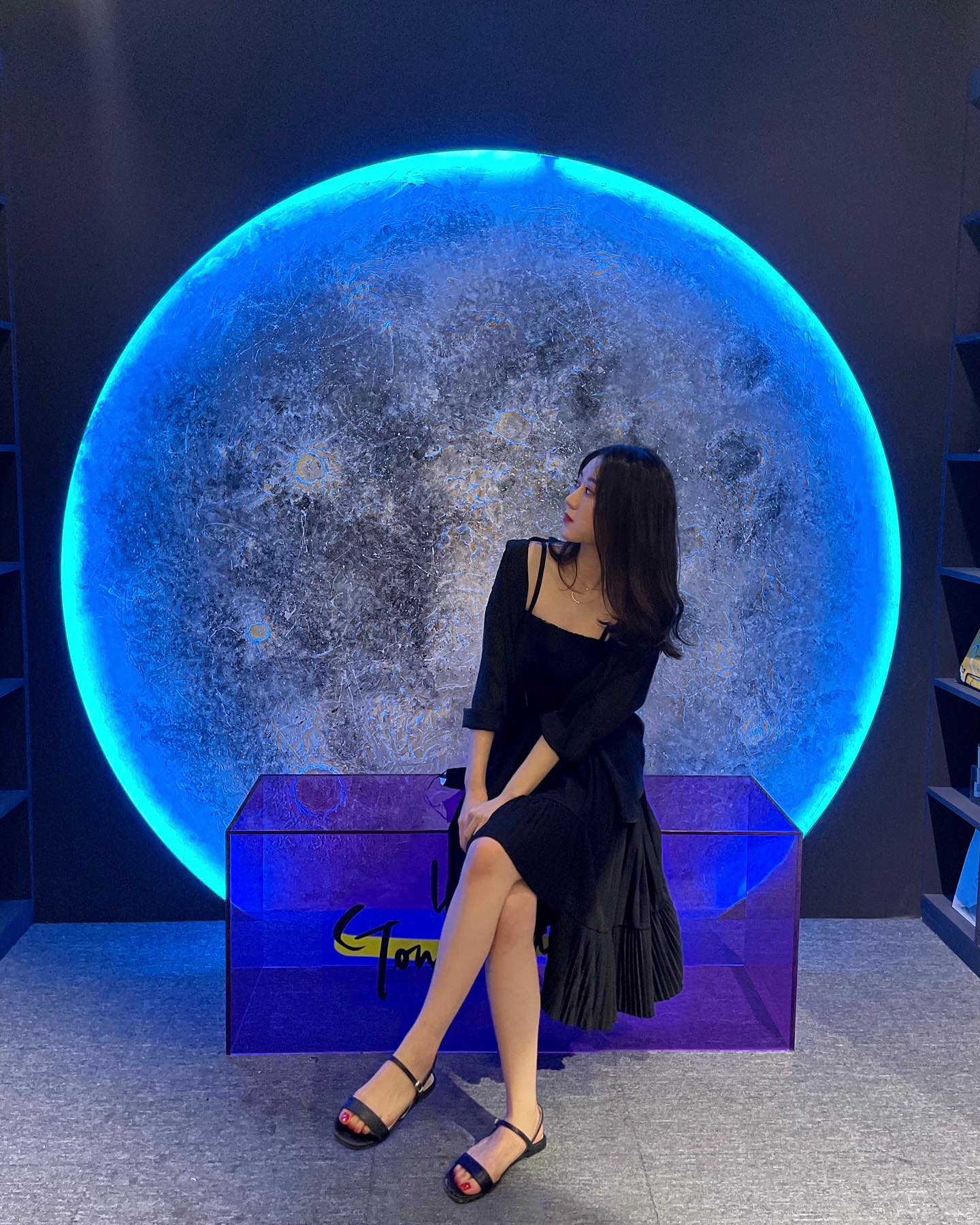 나 달 좋아하네👀
🌕🌖🌗🌘🌑🌒🌓🌔
