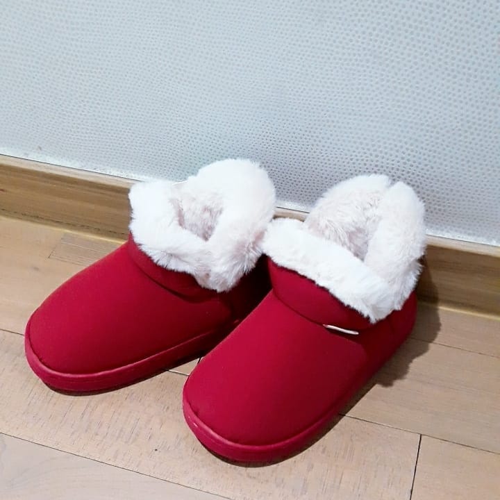 💩💩 on Instagram: “@daondaol_market #패딩부츠🔥 복실복실 #다온다올 #마켓”