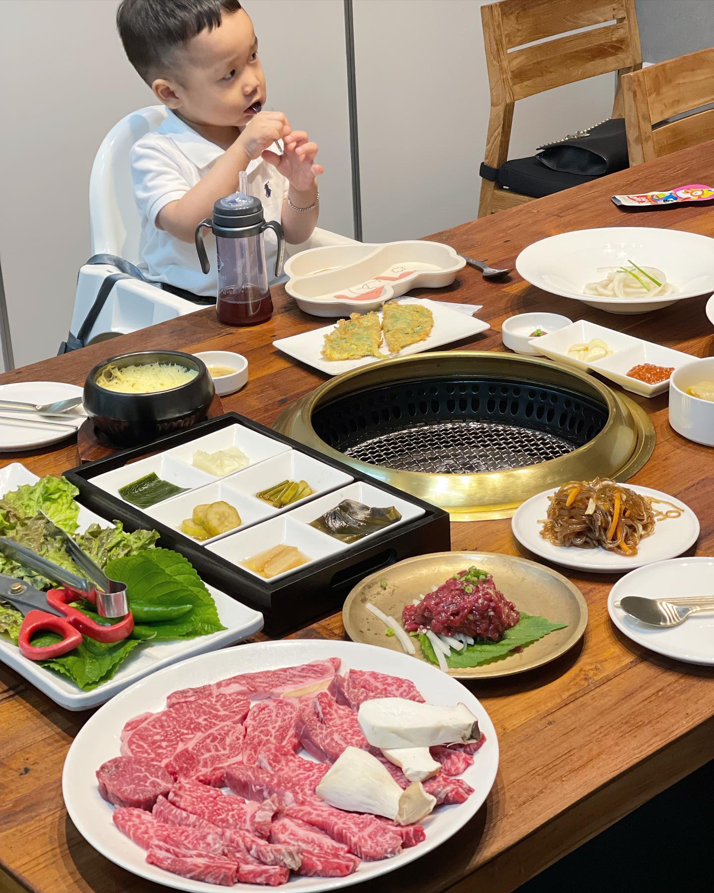 __
__ 프라이빗한 룸에서
__ 맘편하게 먹는 저녁
__ 마음이 편해서 더 맛있네👍🏻✨