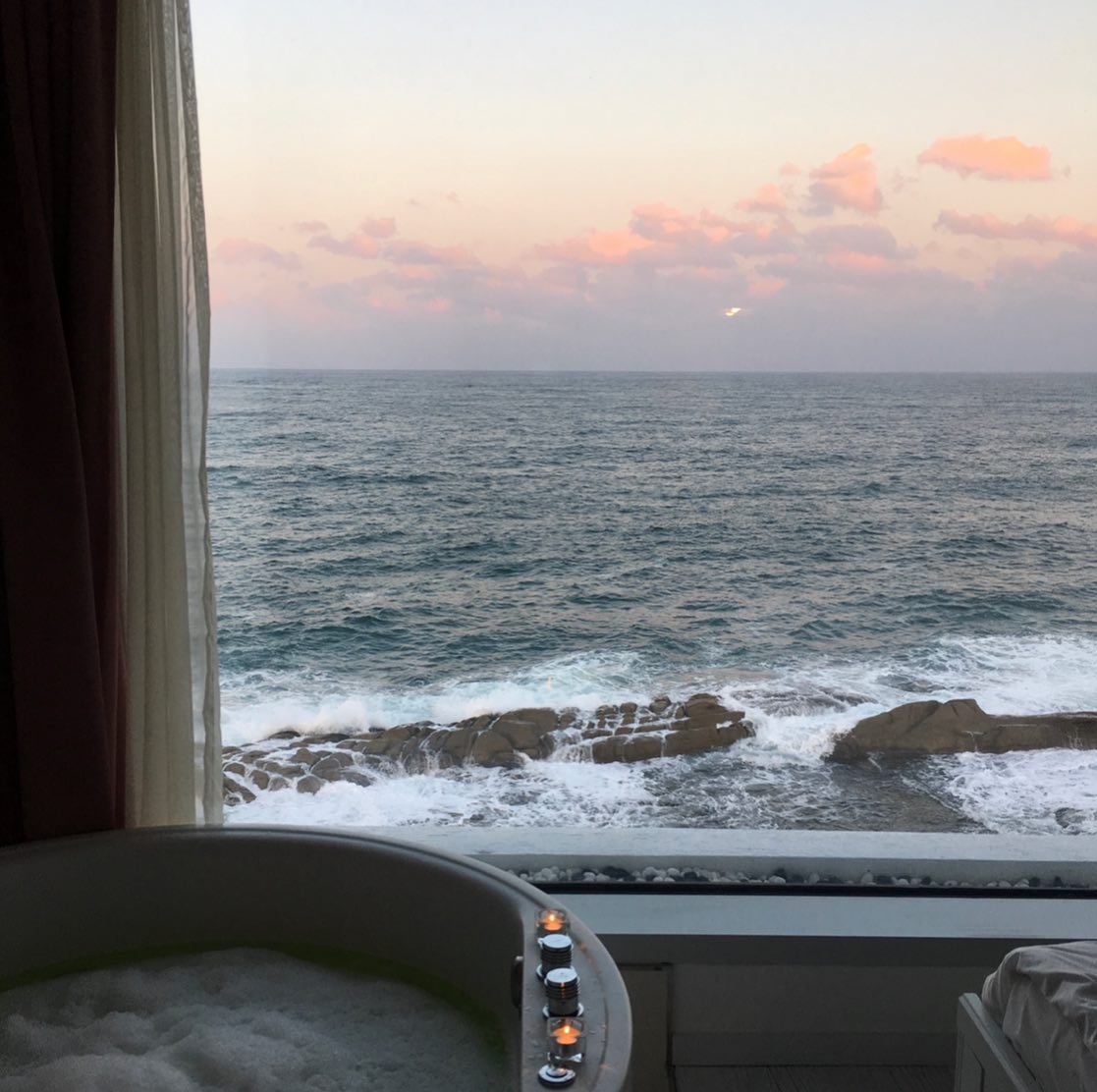 ⠀ 
🌊🌅🛁
⠀ 
🏷#suzy_trip속초