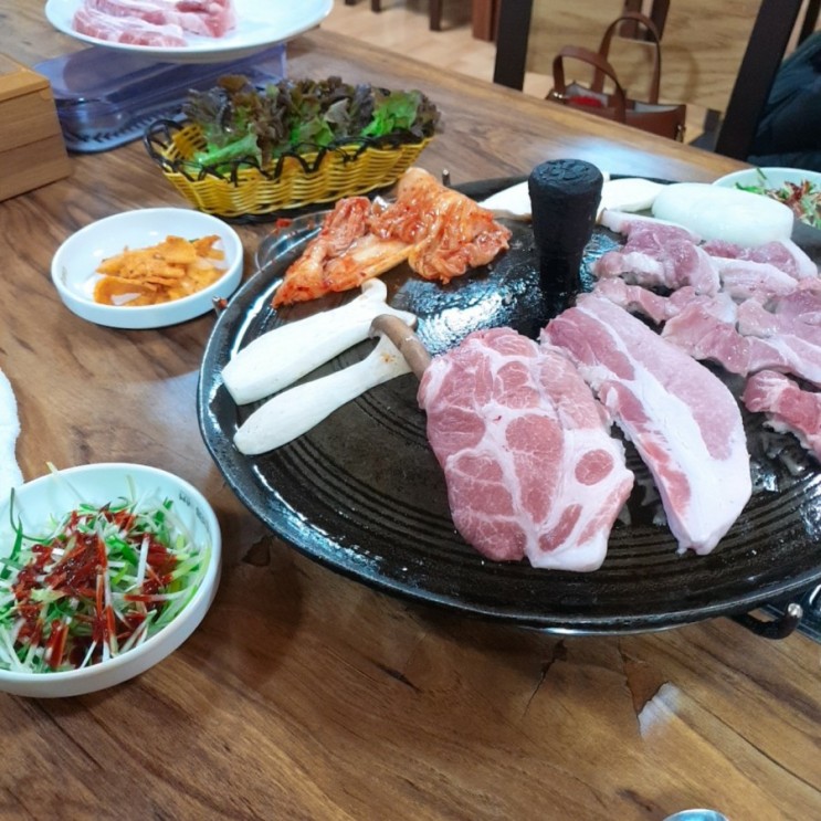 [ 아산맛집 ] 원조 솥뚜껑삼겹살 맛집 / 시골솥단지삼겹살