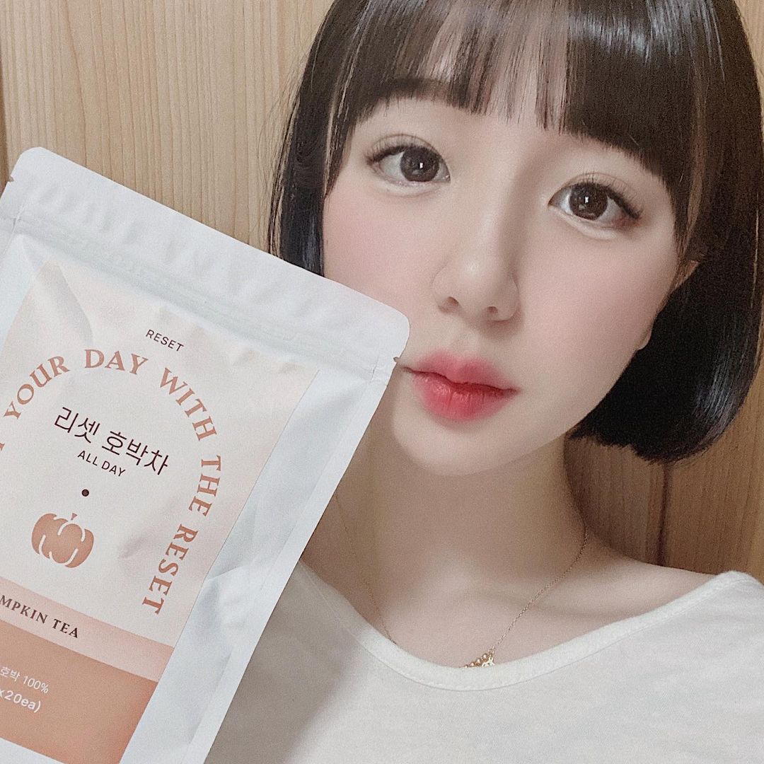 민이❤︎ on Instagram: “#협찬 리본즈 컴퍼니 리셋 호박차 리셋호박차는 중국산 호박이나 저가 원료가 섞이지 않은 100% 국내산 늙은호박차 입니다~ 리셋호박차의 가장 큰 차별점이자