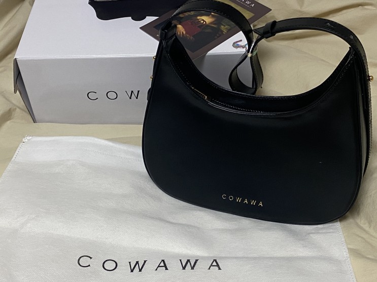 [20대 여자 가방 추천] "코와와 (COWAWA)" 끌로망 백