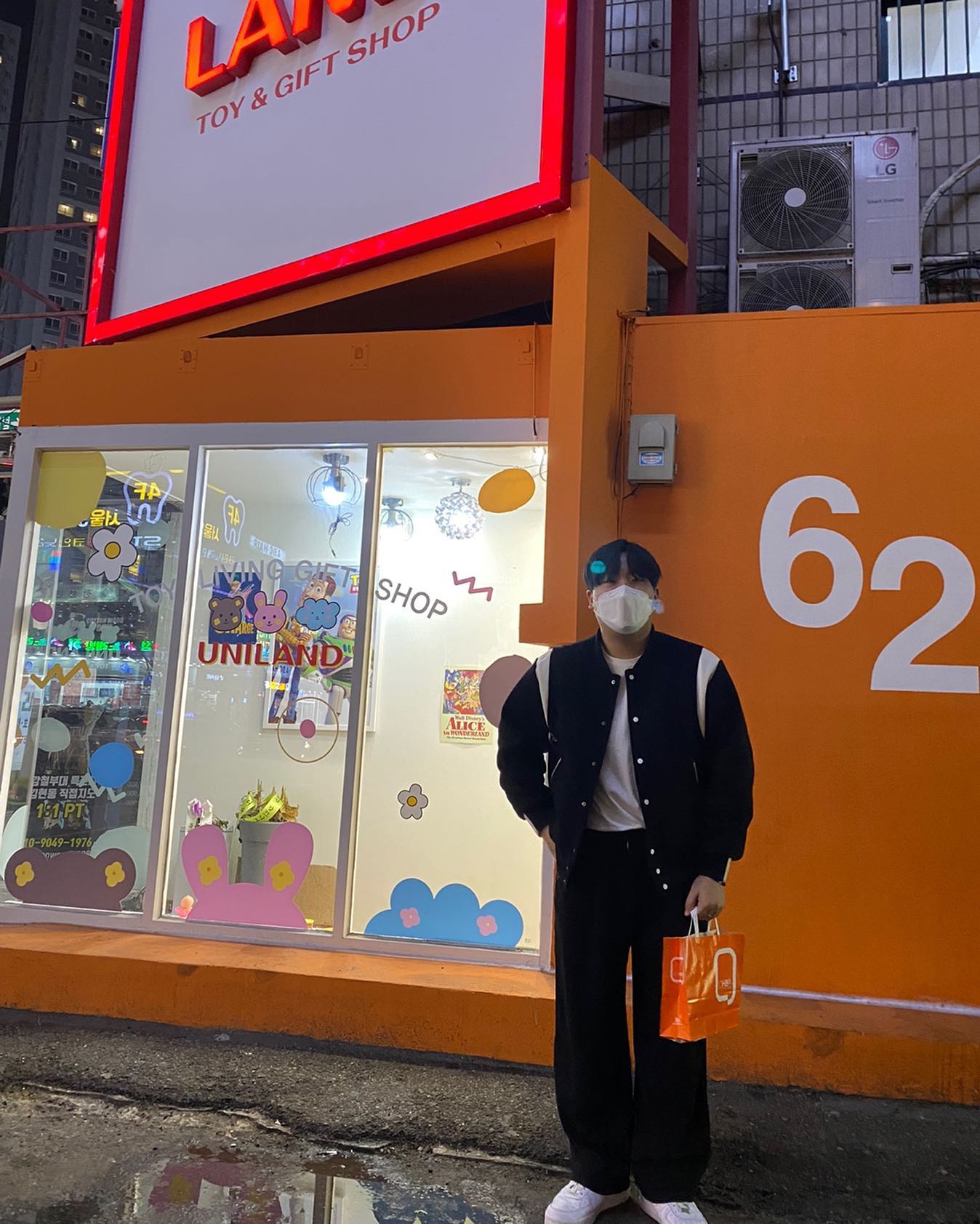 옷이 아닌 패션을 입었다