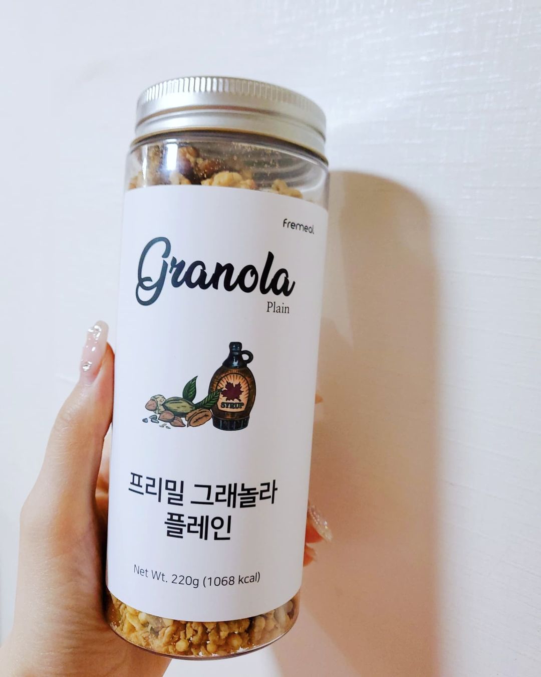  “#협찬 ㆍ 살뺄때도 맛있게 먹고 다요트 하고싶은 나를 위한 , #프리밀그래놀라플레인 🤍 ㆍ 설탕, 밀가루 팜유가 들어가지 않은 수제 그래놀라에요! ㆍ HACCP인증 받은 시설에서 생산되어 믿고 먹어두 안심할 수 있구, 질 좋은 캐나다산 귀리와…”