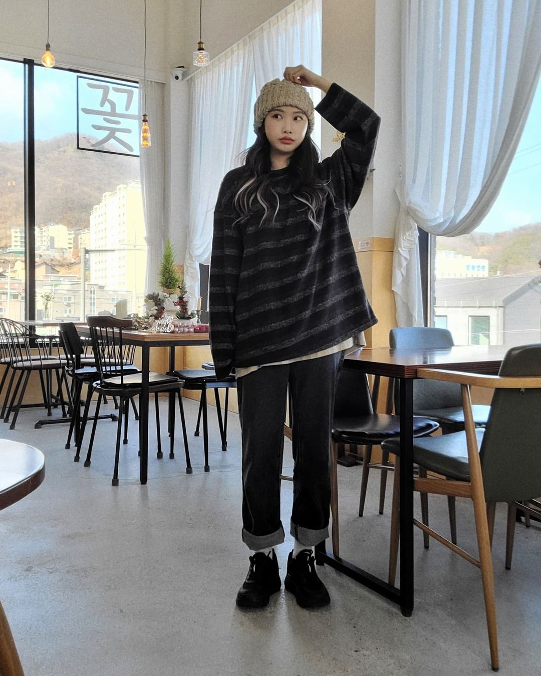  “#광고 #호오 🖤 까만-맛에 베이지 한 스푼 @hooh_o_com”