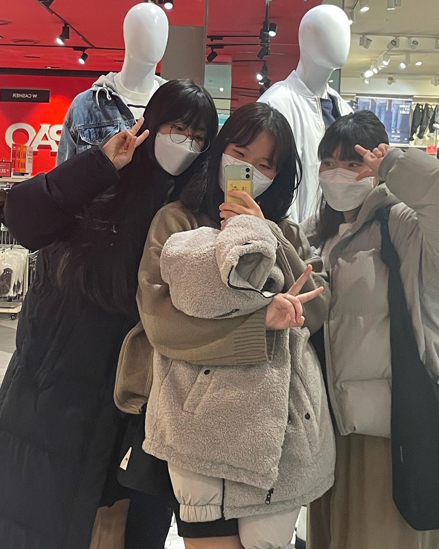 즐거운 하루 #즐하#친구#06#07#08#하튀#좋은사람들과좋은시간#웃음가득#사진#방학#주말#온양탐방#카페#아레피