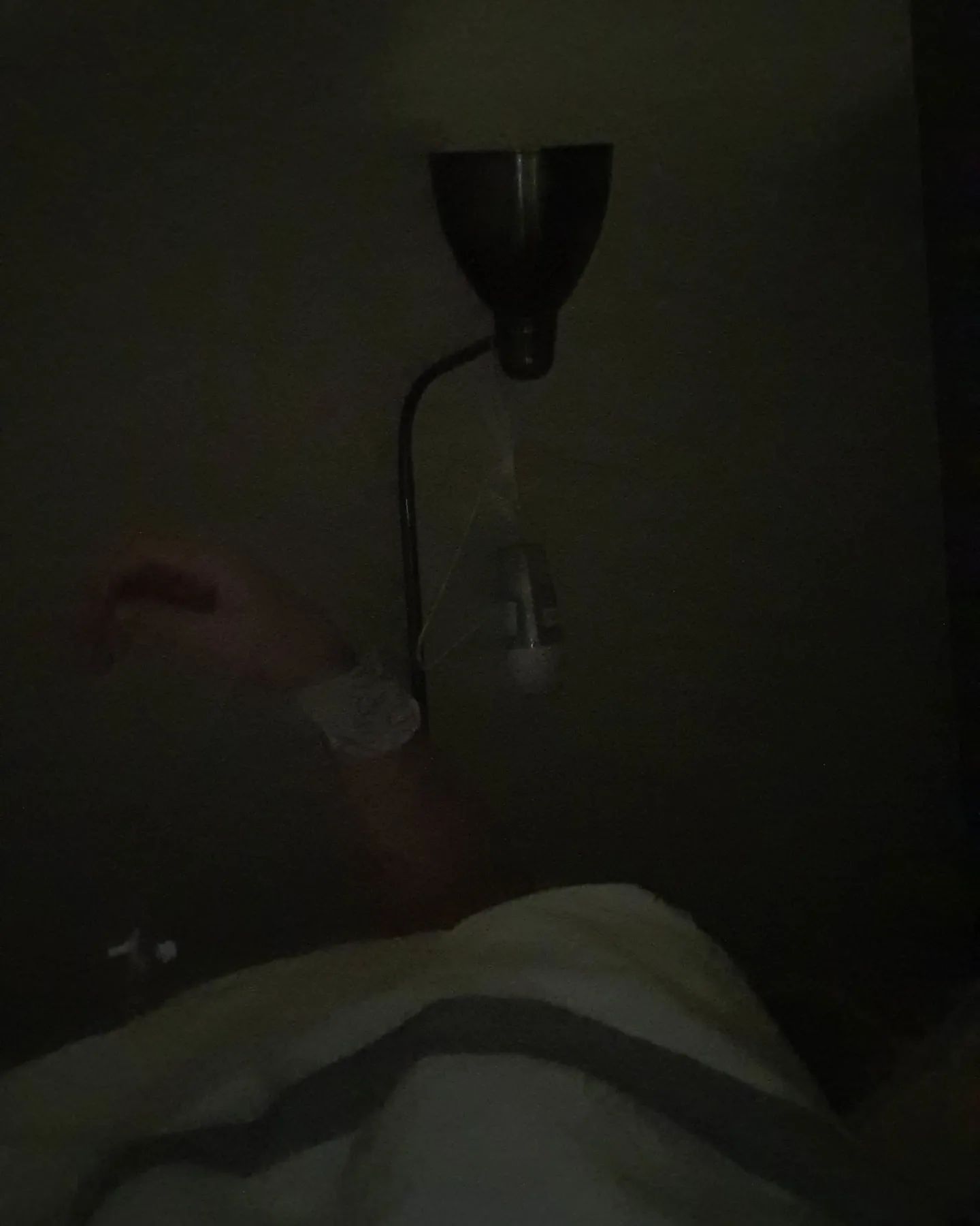 항생제, 진통제 없었으면 어쩔뻔 했어...#편도제거4일차 무통주사 없어지니 wow. 

간병 자처해준 blanc_ja 감사합니다 🥲