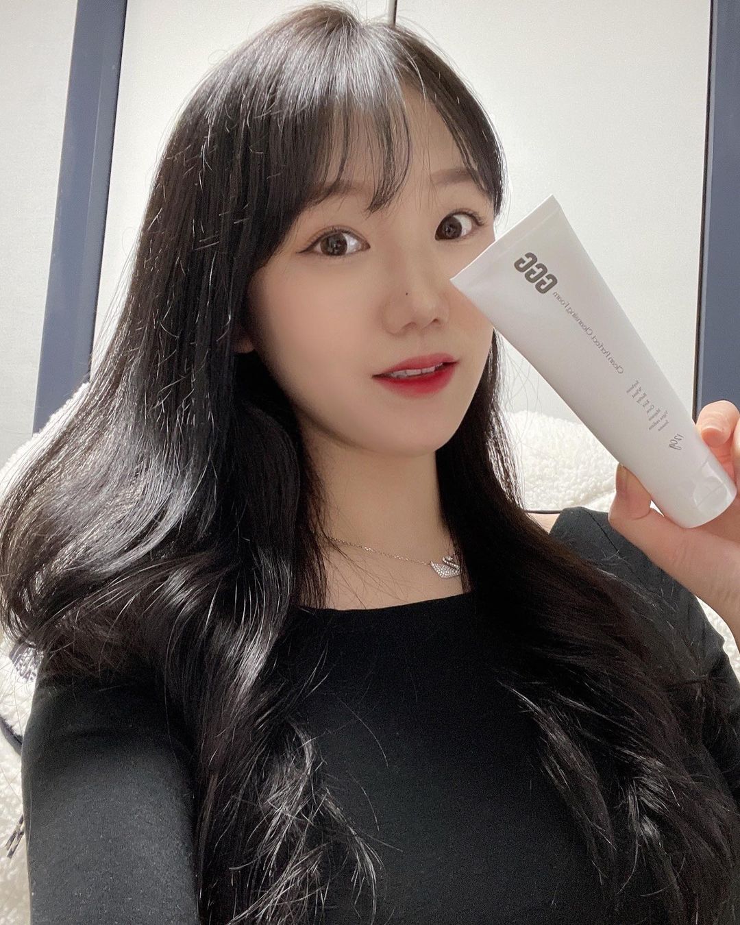 🌷예진맘(쑤니정)🌷 on Instagram: “#협찬 @gggbeauty.official ⠀ ▫️지지지(GGG) 폼클렌징 ⠀ 예민한 피부를 가지고 있는 예진맘이 지지지 폼클렌징을 써봤어요오 🤍 ⠀ 요즘 건조함이 엄청 심한