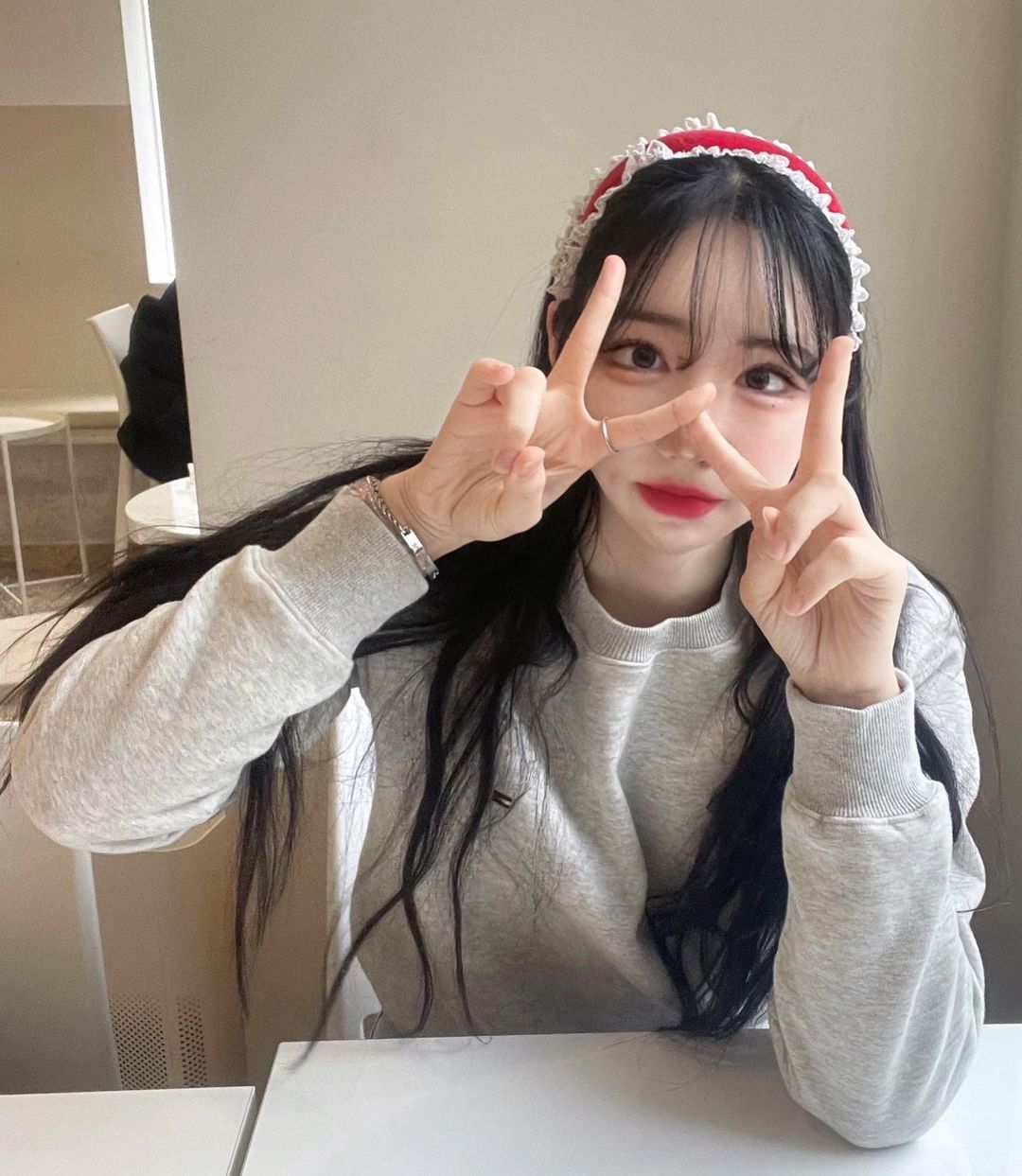 갱’s Instagram profile post: “2월의 시작,,,🍓 수술용 매스를 만드는 재료인 써지컬 스틸 사용으로 변색과 알러지가 드물어요😛 각인때문에 주문제작 상품이라 세상에 단 1개뿐이라는 것 ••