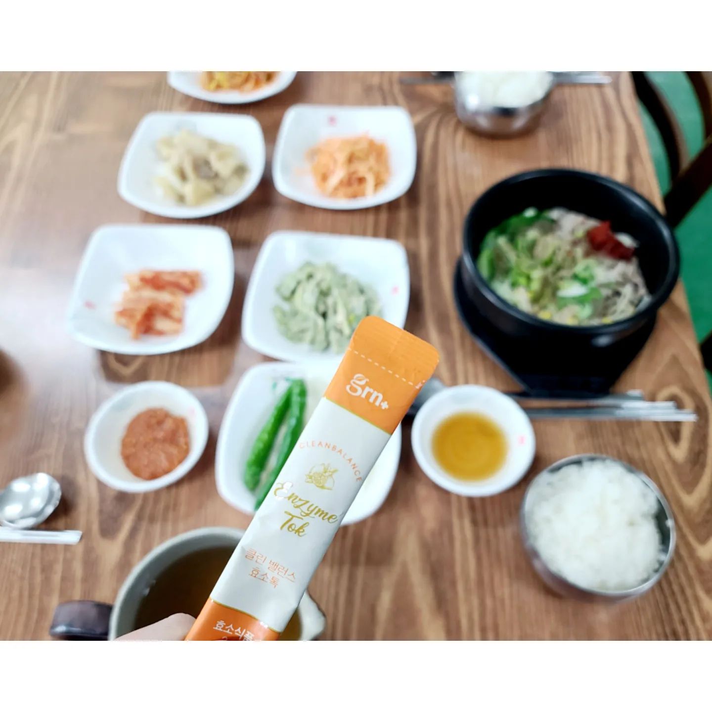 #공구진행중
#grn밸런스효소톡

여러분 아직도 효소랑 유산균 따로 챙겨드시나요?
저는 매번 따로 챙겨먹다보니
한가지씩 빠져서 ....😭😭

GRN만나서 한방에 두가지를 챙길수 있어서
너무 간편하게 건강을 챙기고 있답니당 ❤

그리고 파랭이에서 주황이로 바뀌면서
더 좋은거 듬뿍듬뿍
기존 8종 효소에서 10종으로 업그레이까지 !!

원래 맛있었는데 업그레이드 되면서
맛은 한층더 맛있어졌어요!

GRN효소는 효소 특유의 텁텁함이 없어서 무엇보다 좋았고
아이입맛까지 사로잡아서 더더욱 좋은것같아요😊💕

저보다 뽀니가 더 잘챙겨먹는건
아시는분들은 이미 아는사실 😍

이제 우리 건강도 맛있게 챙기자구요 👍

💟 자세한 사항은 프로필 링크나 DM 주세요