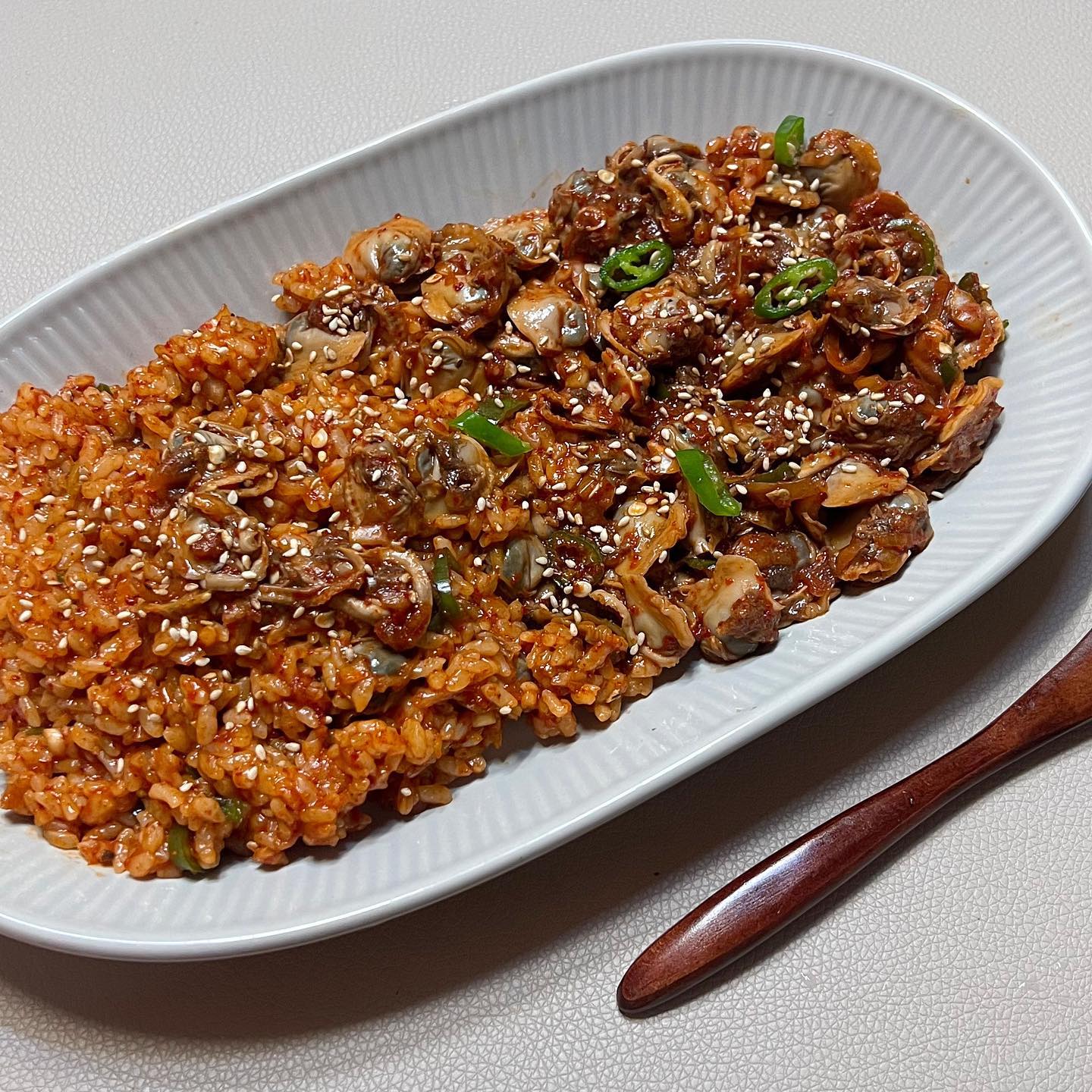 ⠀
탱글한 꼬막비빔밥
직접 만들어 먹으면,
밥보다 꼬막이 더 듬뿍❤️