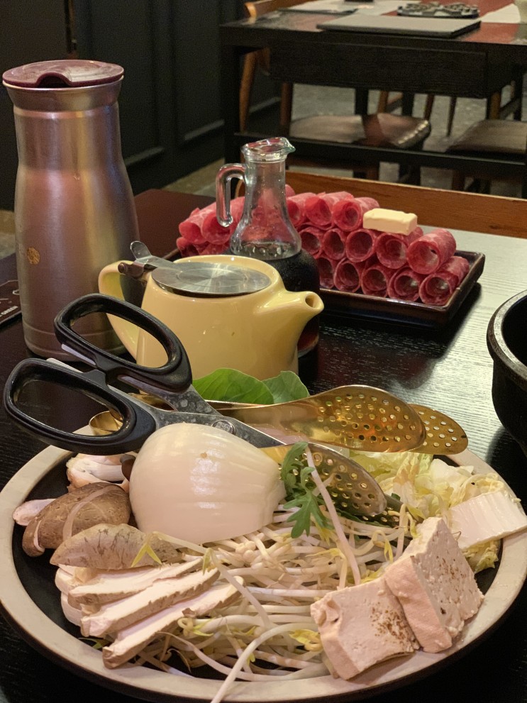 마곡 맛집 | 신선한 야채가 들어가는 스키야키, 옥소반 마곡본점