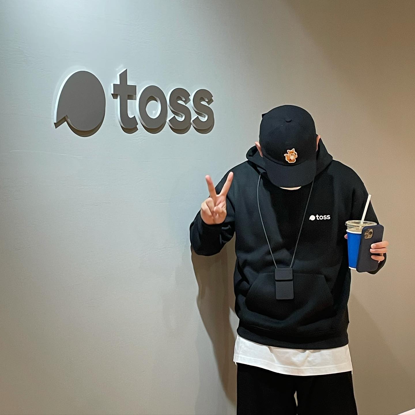 두 번째 회사 퇴사 (블루굽신) 🙏🏼
#toss #tosscx #토스 #토스씨엑스 #육칠이못잃어