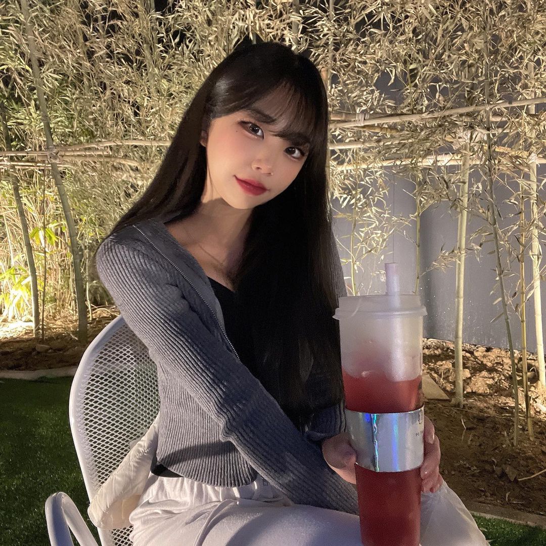 김먀 on Instagram: “요즘 내가 자주가는 디저트39😚 초대용량음료로 유명한거 다 알디~~ 리유저블컵이라 더 조앙ㅠ 집에 두개나 있당.. 맛도 좋고 환경까지 생각하는 카페💗 . . #디저트39