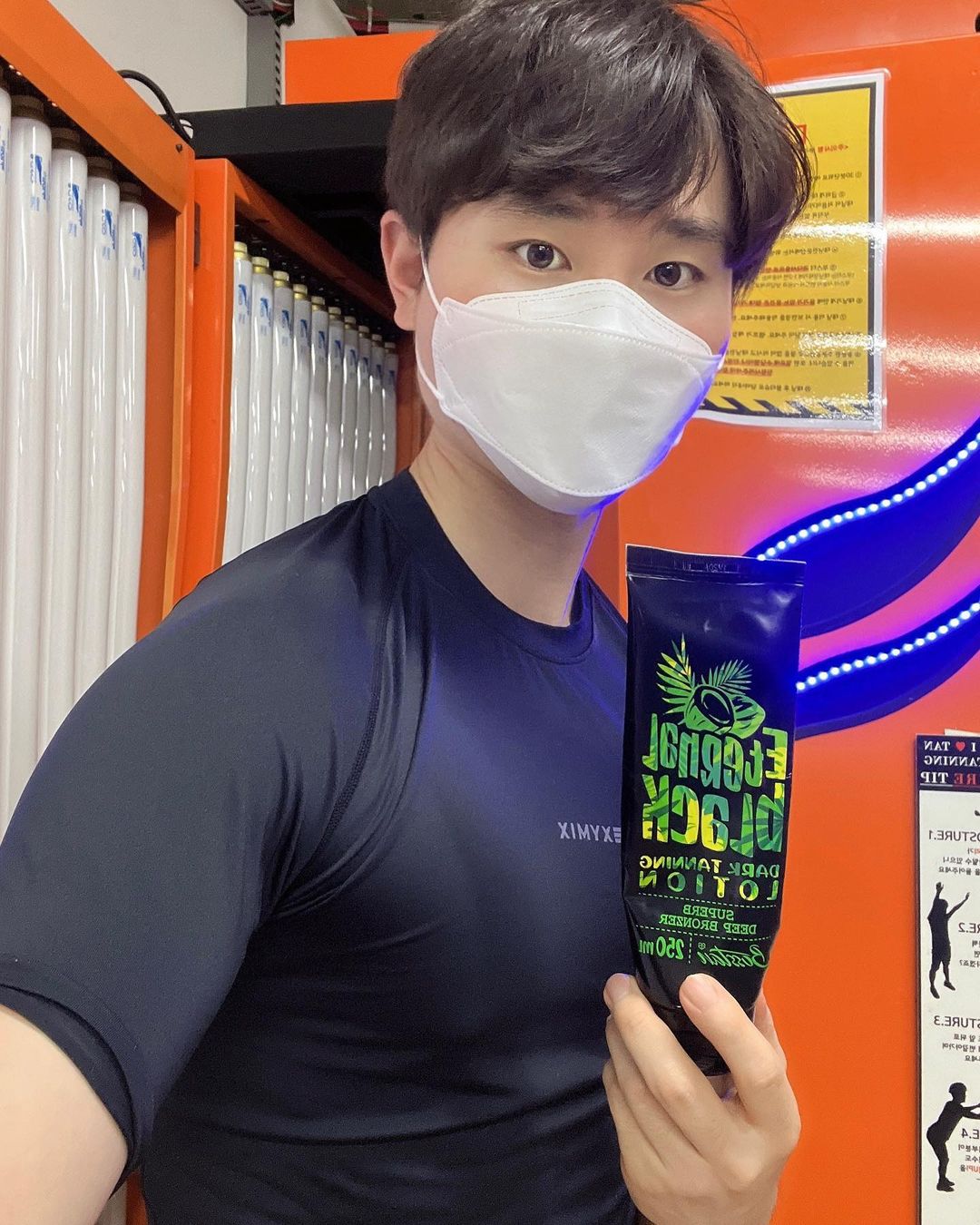 @peterpan5775 on Instagram: “#광고 바디프로필 촬영시 태닝은 필수✅ 근육의 선명도에서부터 확연하게 들어나는 차이! 태닝으로 여름준비도 미리미리 시작하기🏖 지금부터 천천히 매력적인 구